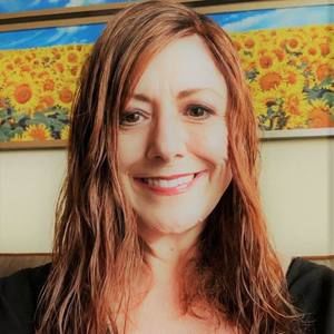 Meet your Posher, Liz